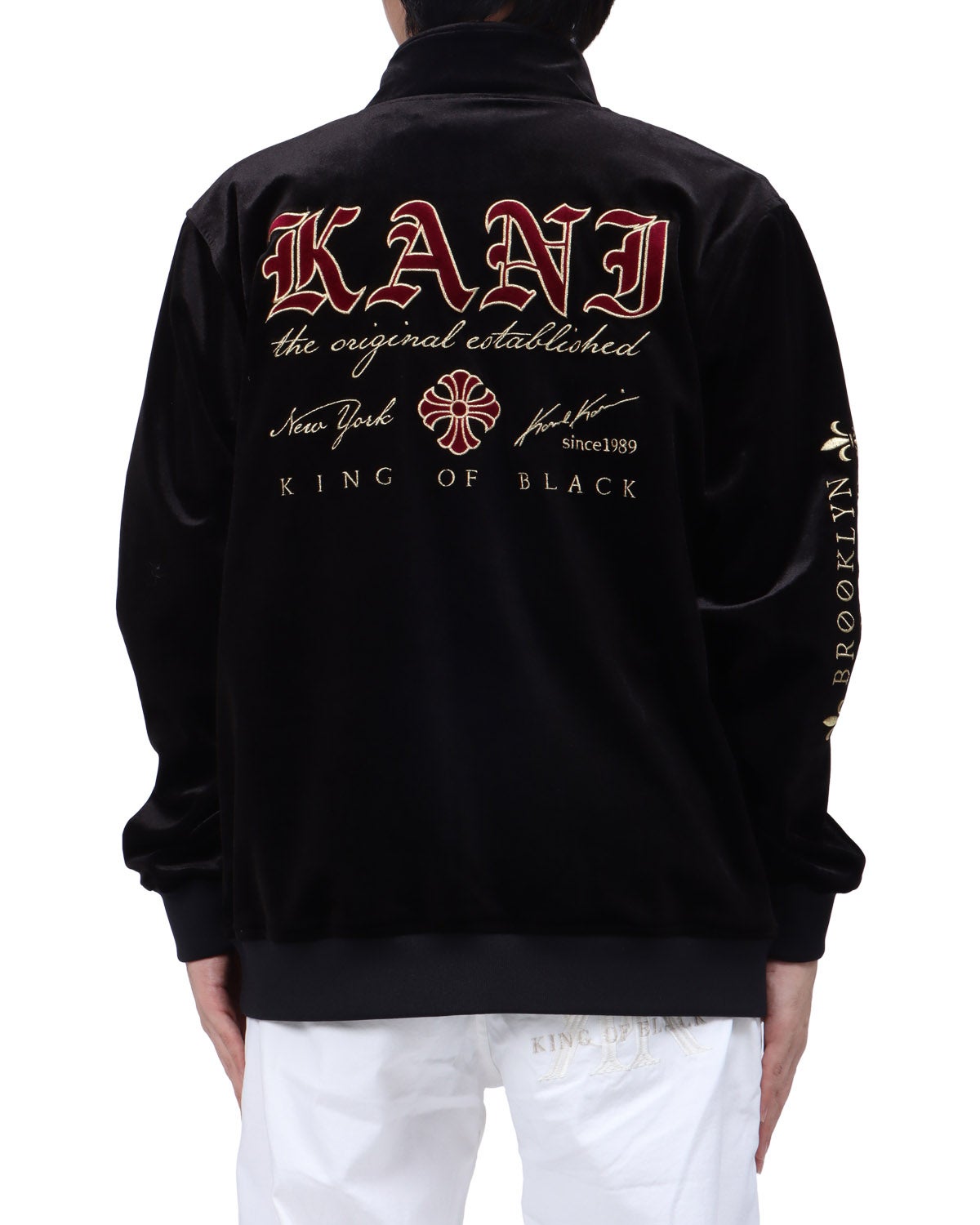 ブラック：173cm63kg(Lサイズ着用)