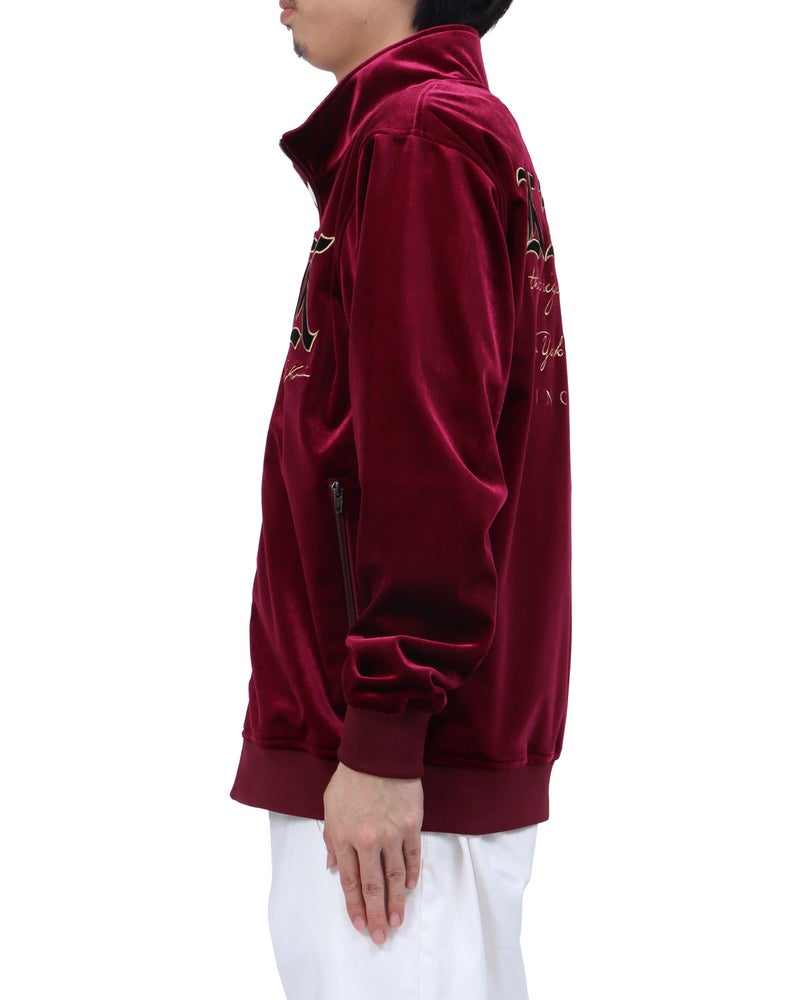 ワイン：173cm63kg(Lサイズ着用)