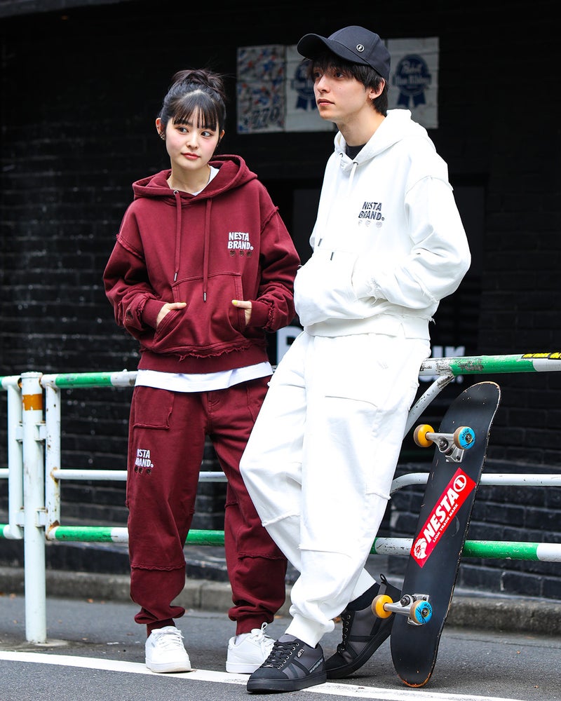 左：160cm(Sサイズ着用)、右：175cm(Mサイズ着用)