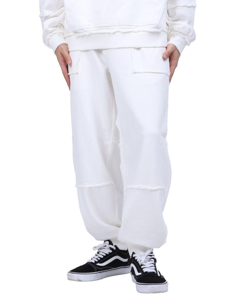ホワイト：173cm63kg(Lサイズ着用)