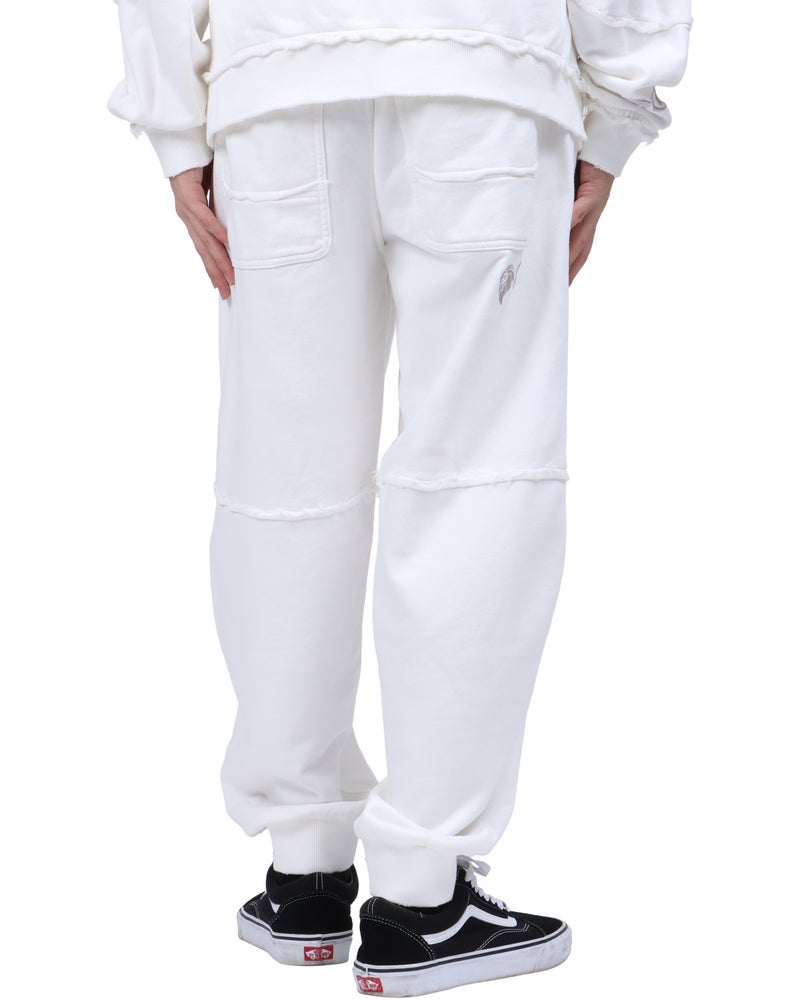ホワイト：173cm63kg(Lサイズ着用)