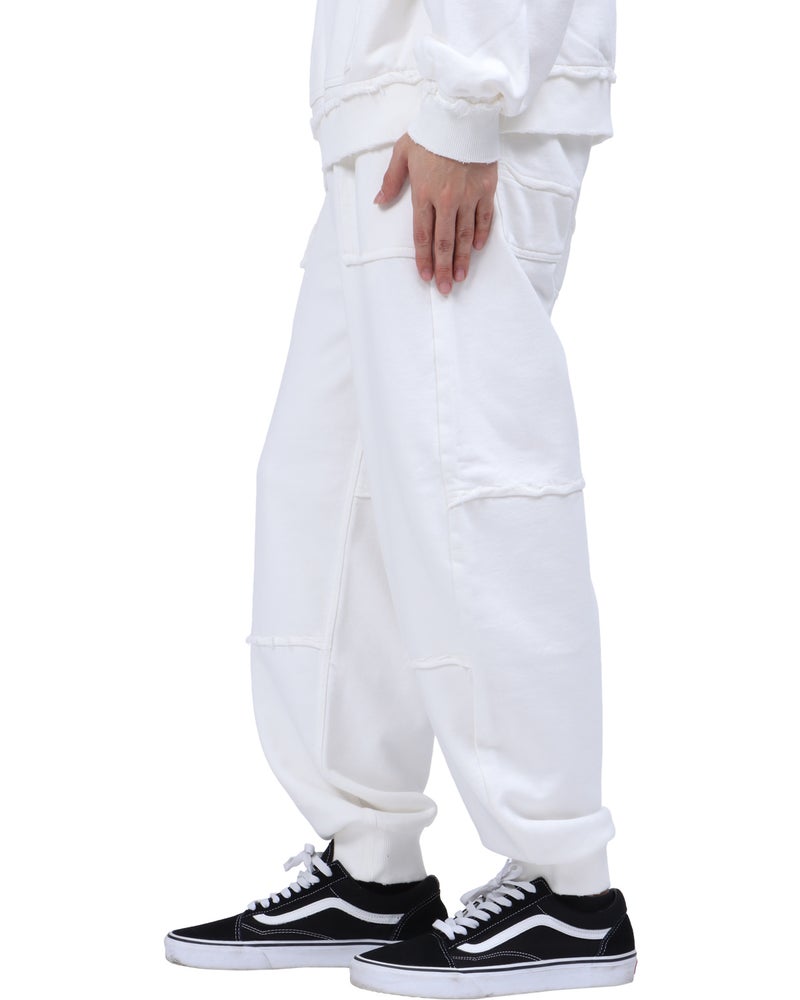 ホワイト：173cm63kg(Lサイズ着用)