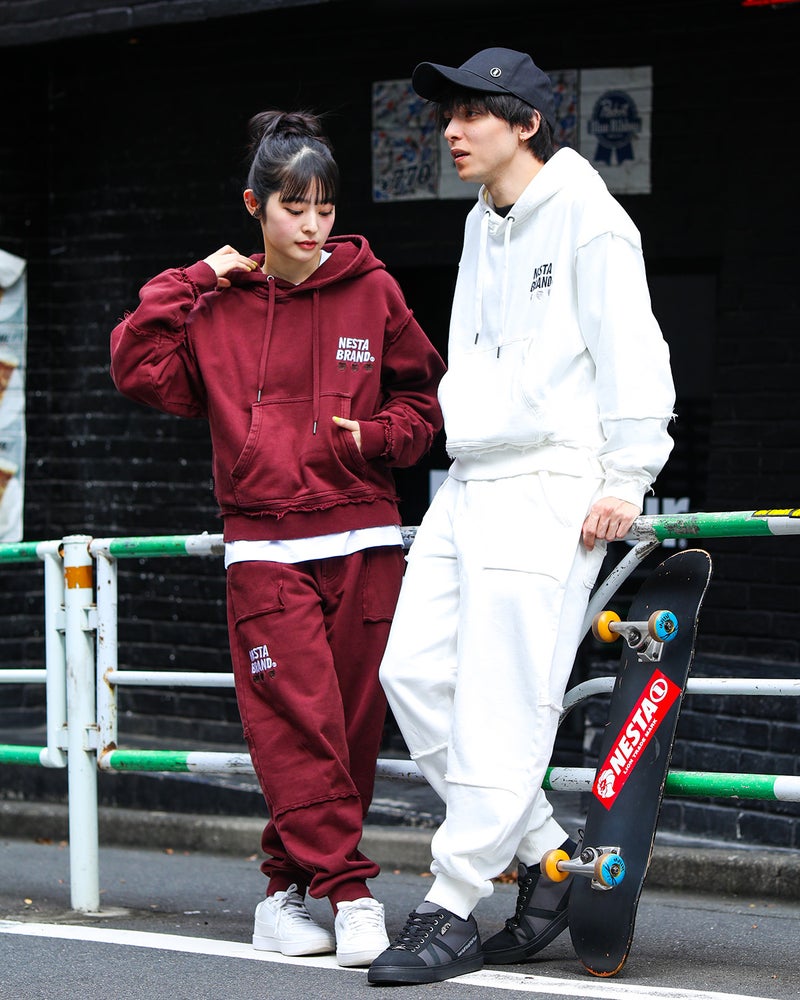左：160cm(Sサイズ着用)、右：175cm(Mサイズ着用)
