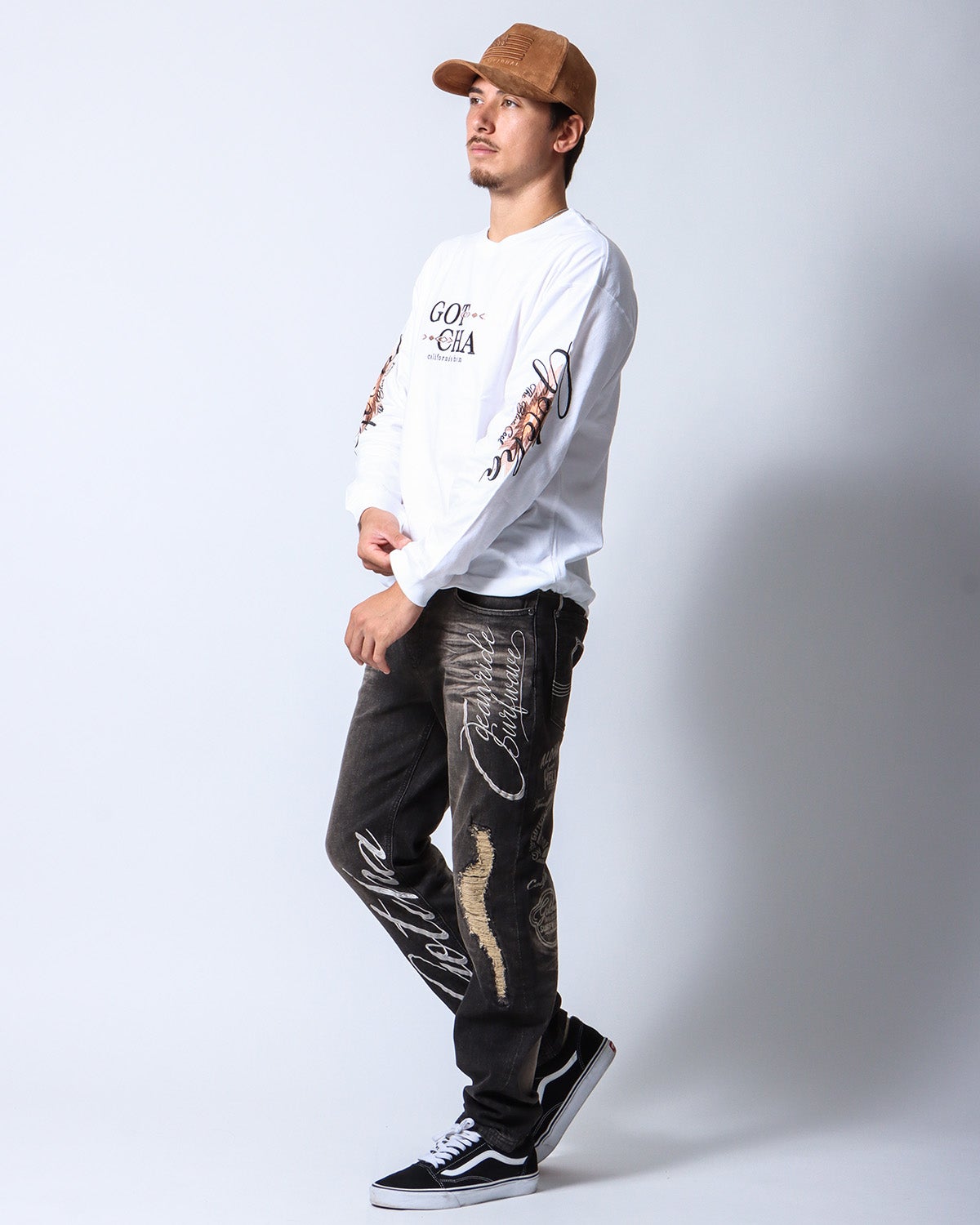 ホワイト：183cm/70kg(Lサイズ着用)