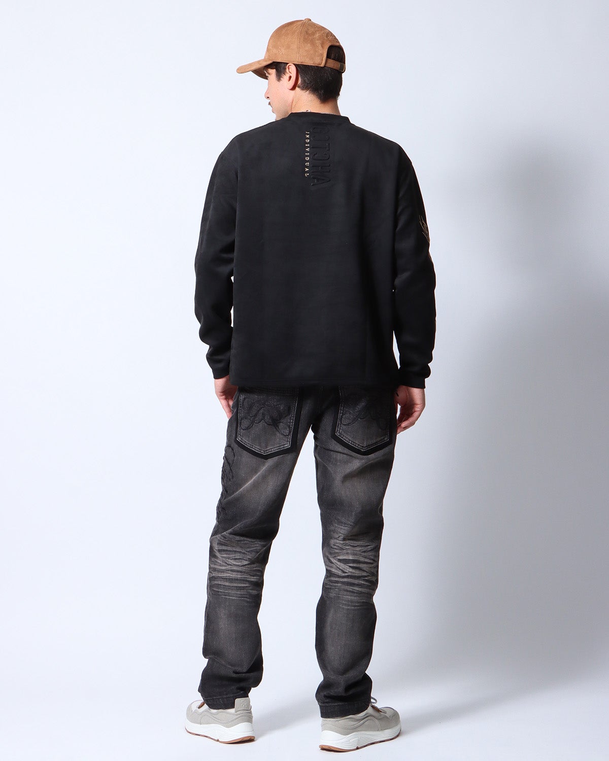 ブラック：180cm/70kg(Lサイズ着用)