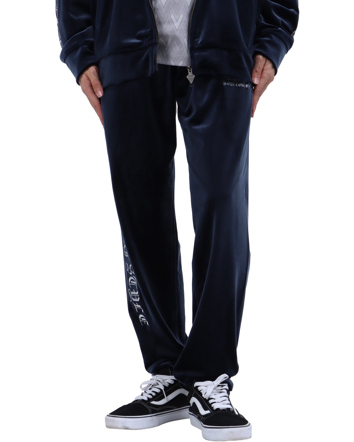 ブルーグレー：173cm63kg(Lサイズ着用)