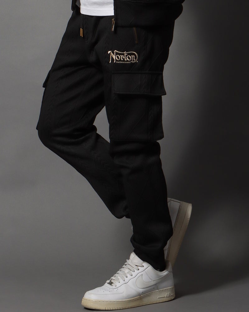 ブラック：178cm/75kg(Lサイズ着用)