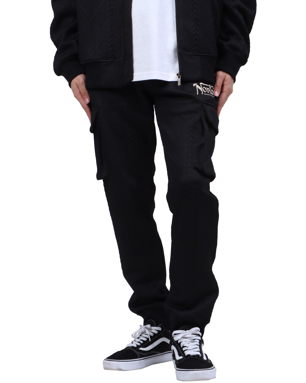 ブラック：173cm63kg(Lサイズ着用)