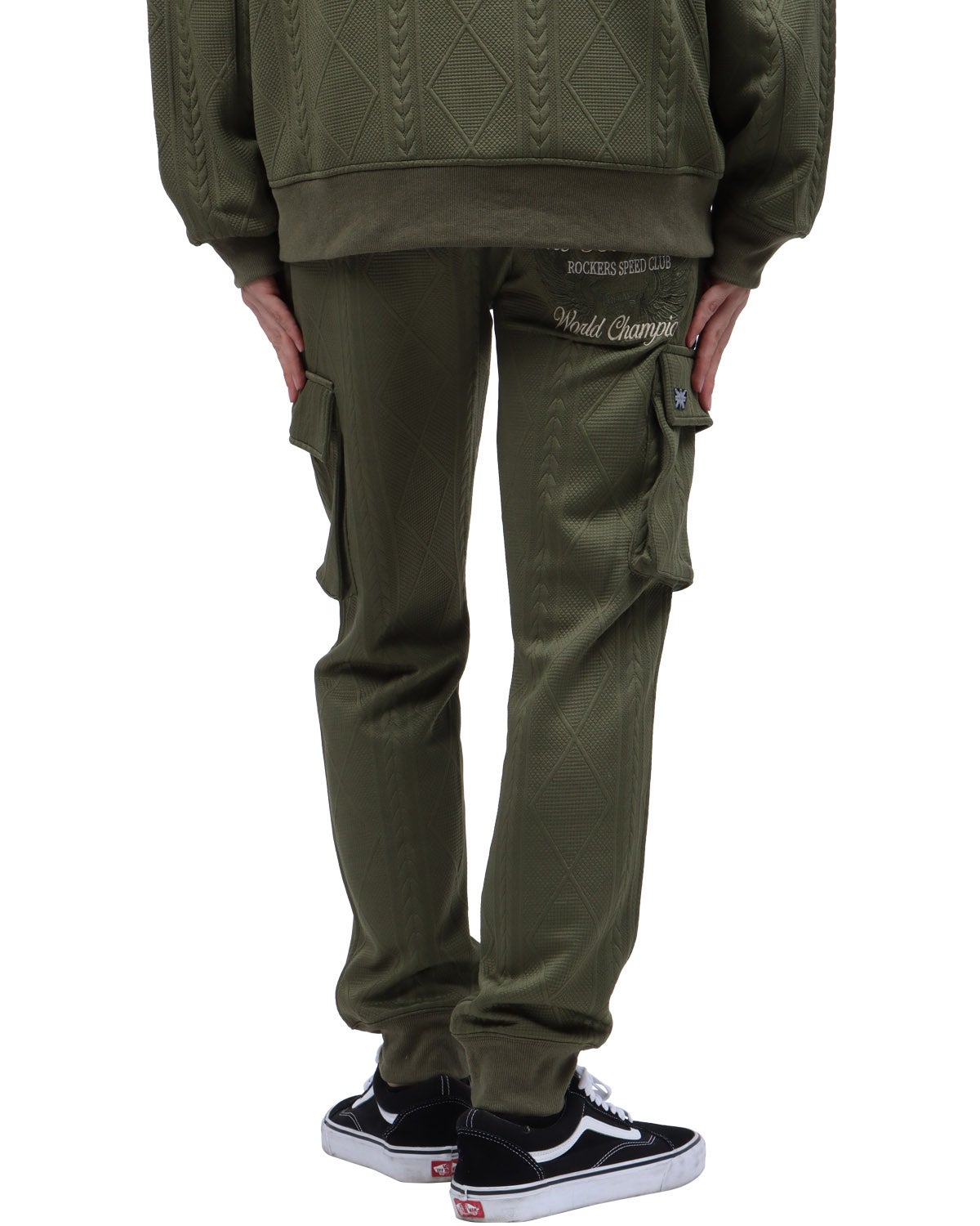 オリーブ：173cm63kg(Lサイズ着用)