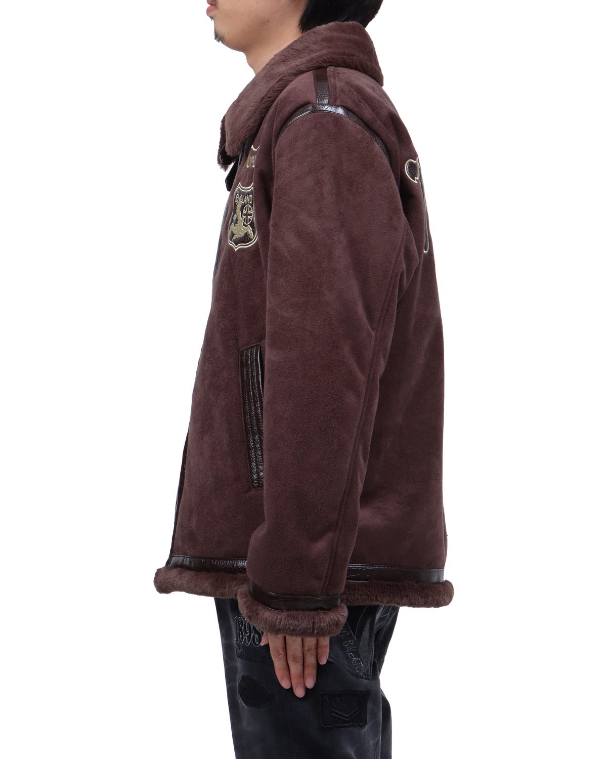 ダークブラウン：173cm63kg(Lサイズ着用)