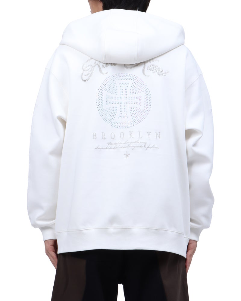 ホワイト：173cm63kg(Lサイズ着用)