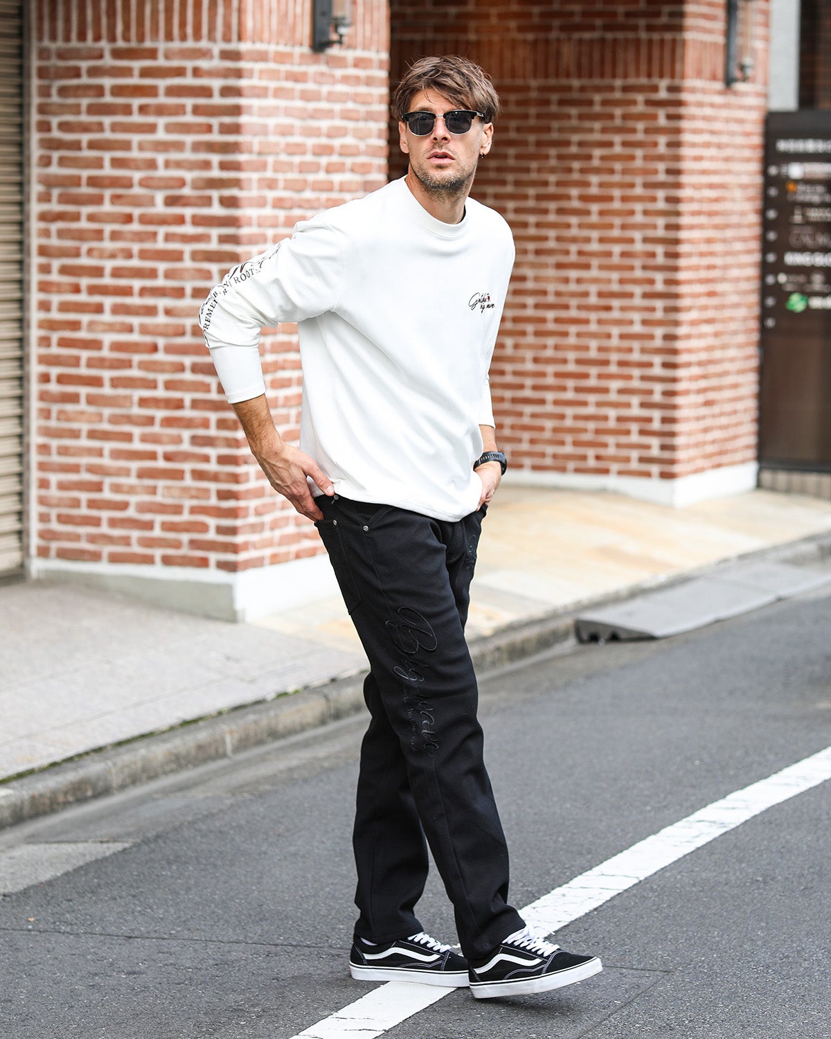 ブラック：183cm/70kg(Lサイズ着用)
