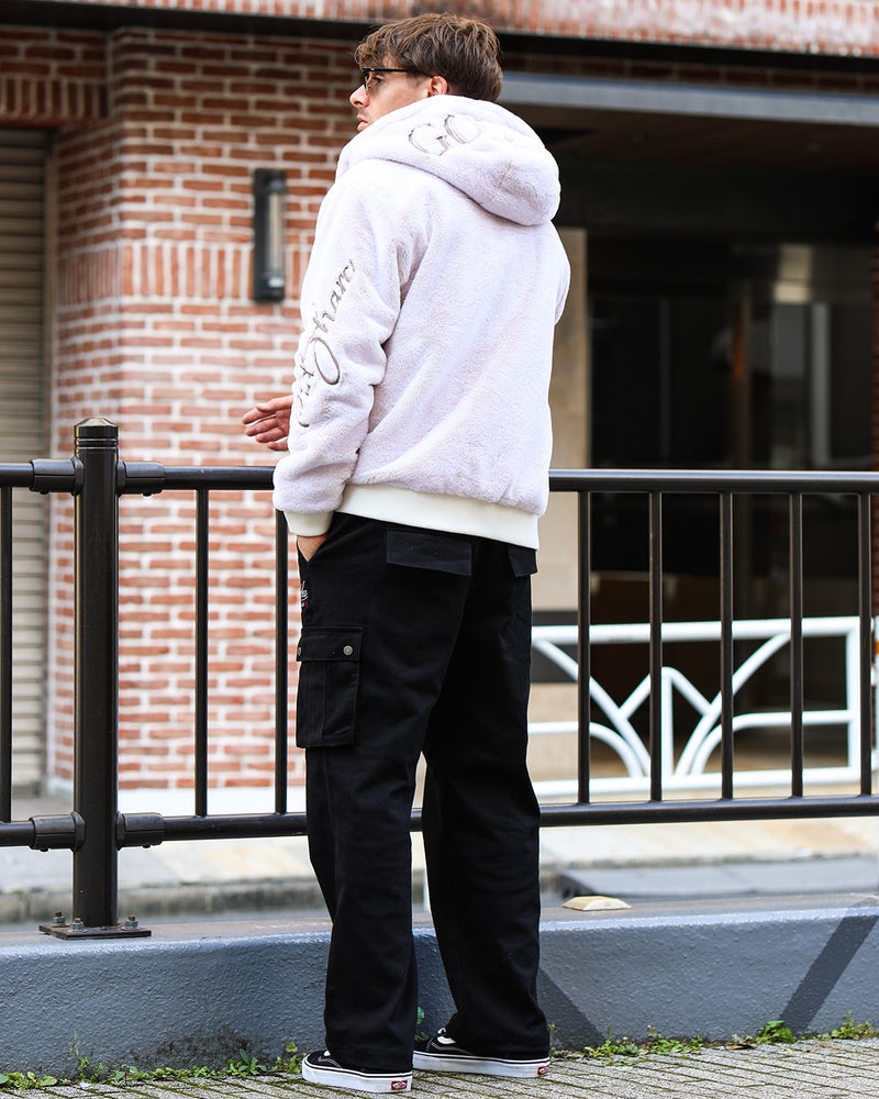 オフホワイト：183cm/70kg(Lサイズ着用)