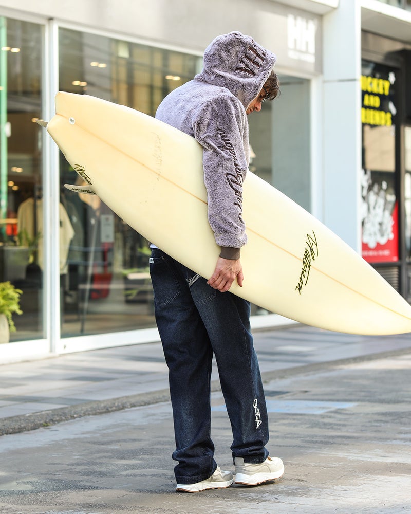ブラウン：183cm/70kg(Lサイズ着用)