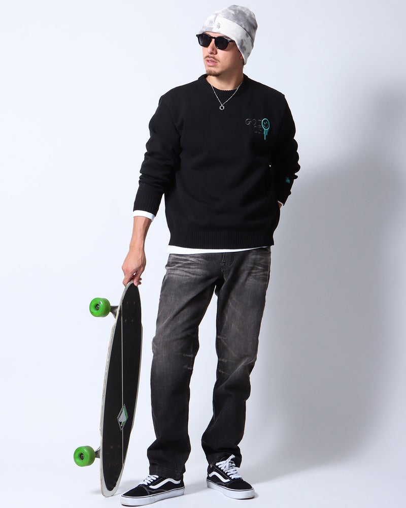ブラック：180cm/70kg(Lサイズ着用)