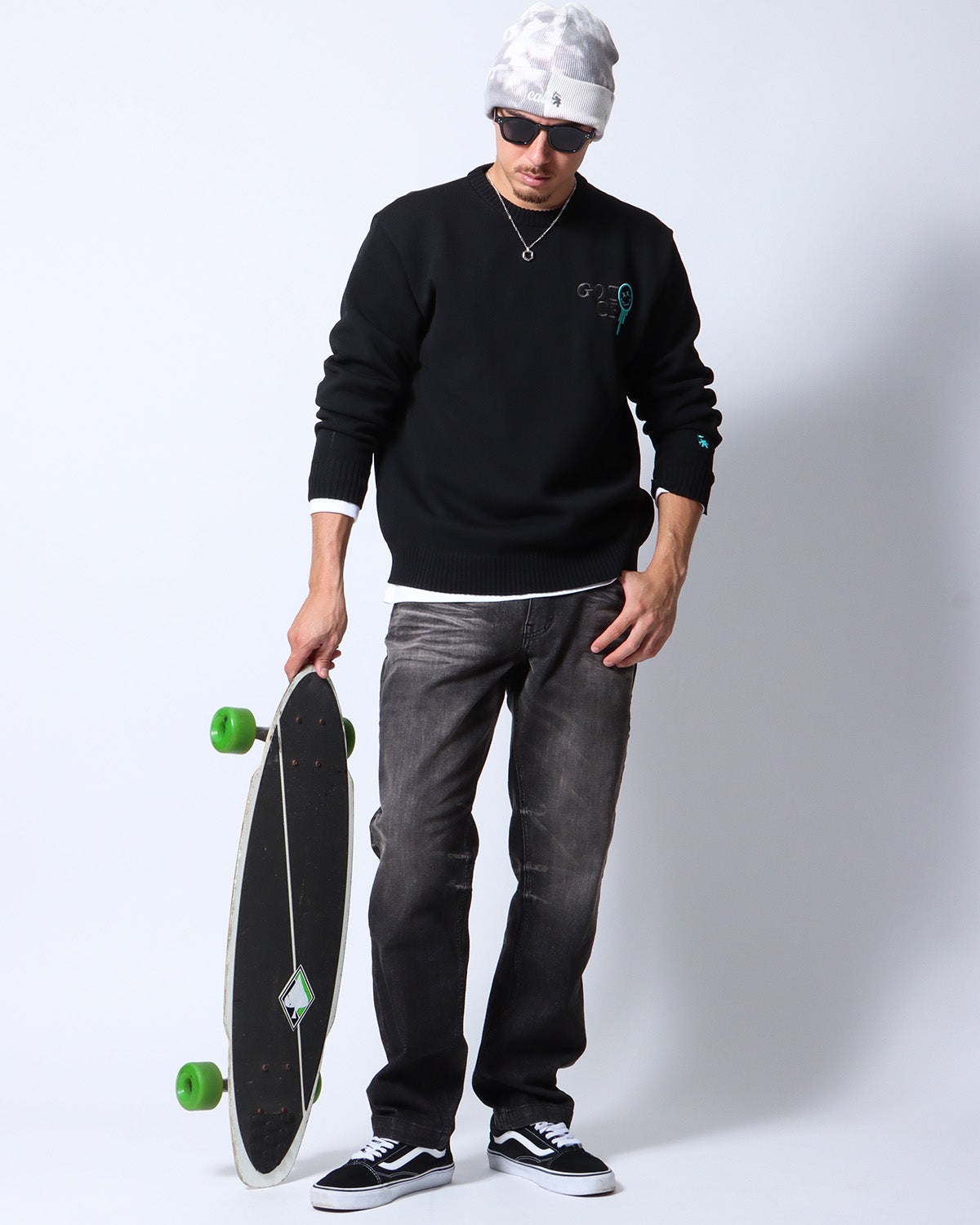 ブラック：180cm/70kg(Lサイズ着用)