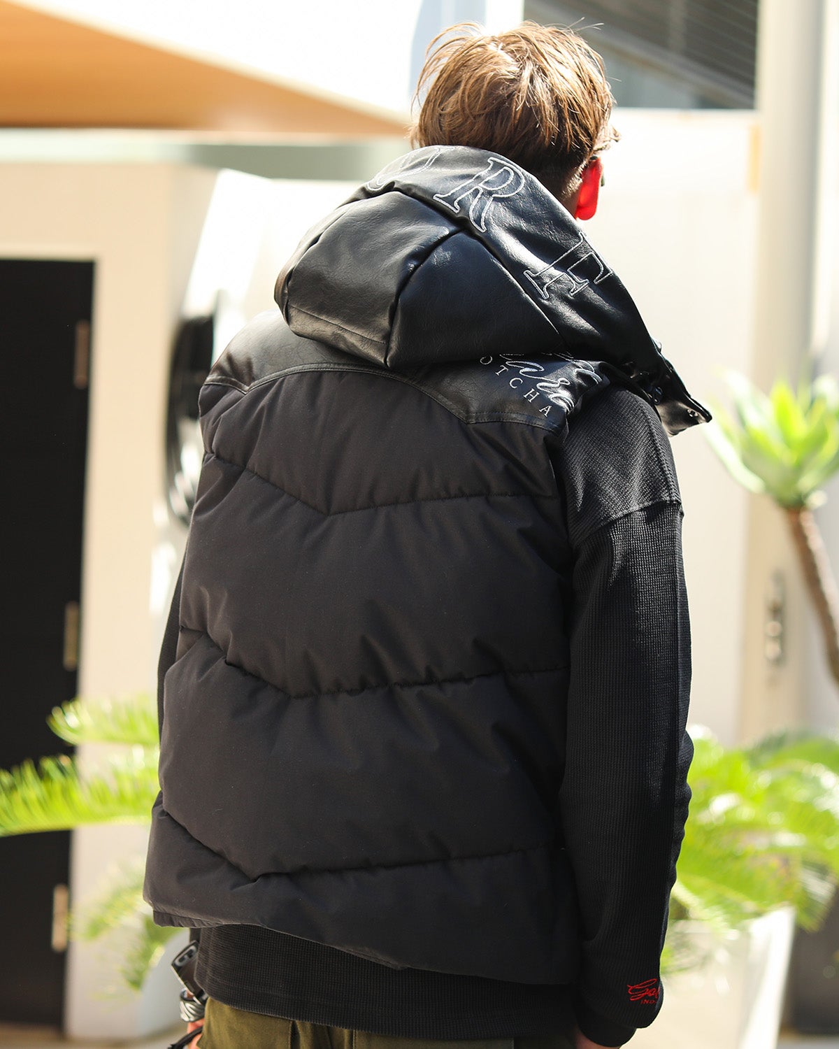 ブラック：183cm/70kg(Lサイズ着用)