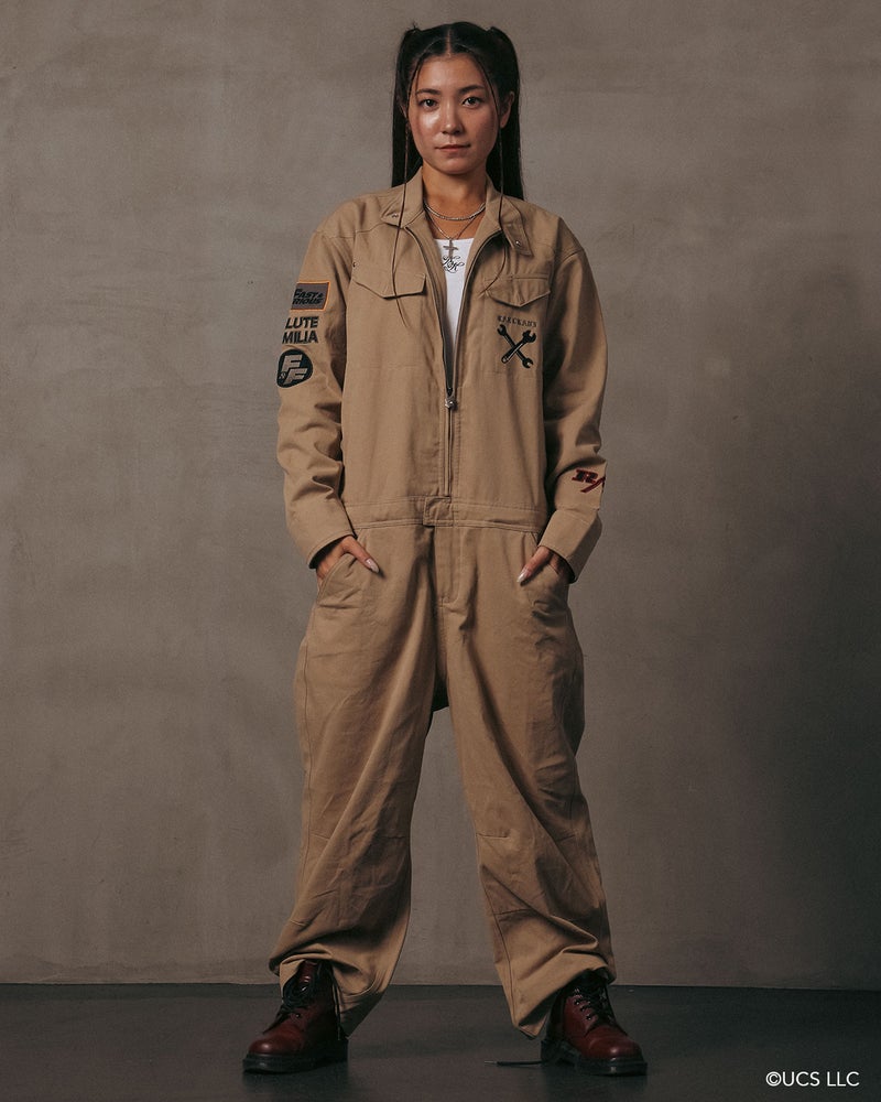 ベージュ：163cm(Mサイズ着用)