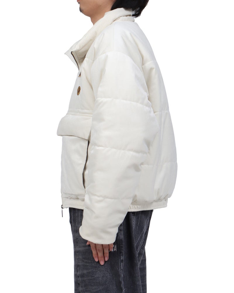 オフホワイト：173cm63kg(Lサイズ着用)