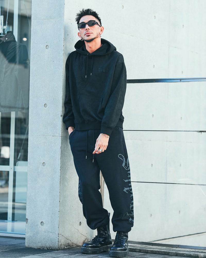 ブラック：183cm(Lサイズ着用)