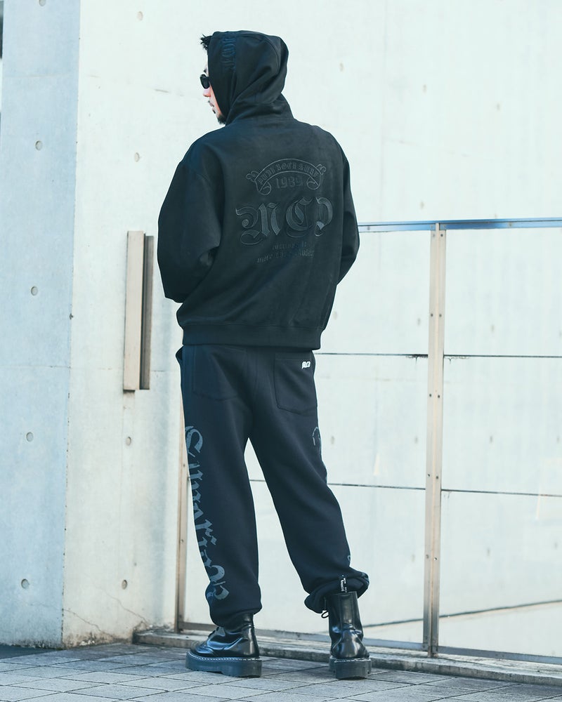 ブラック：183cm(Lサイズ着用)