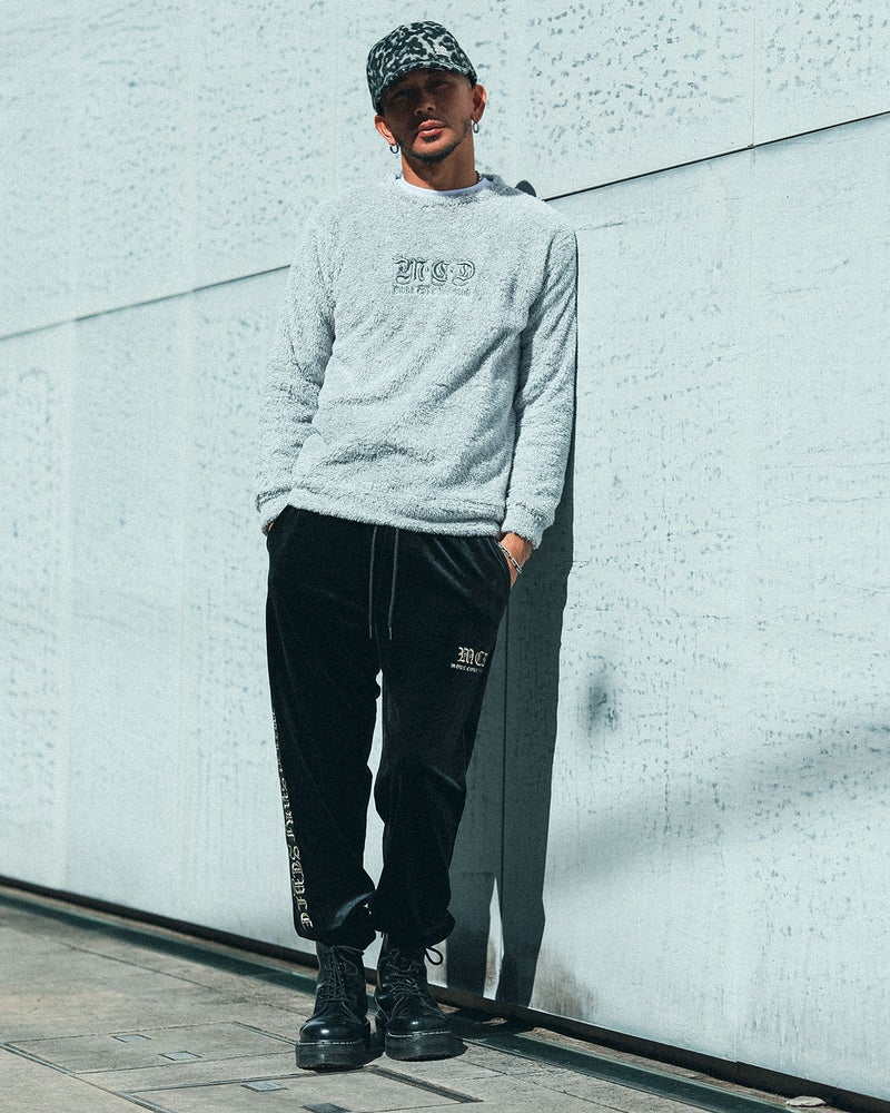 ライトグレー：183cm(Lサイズ着用)