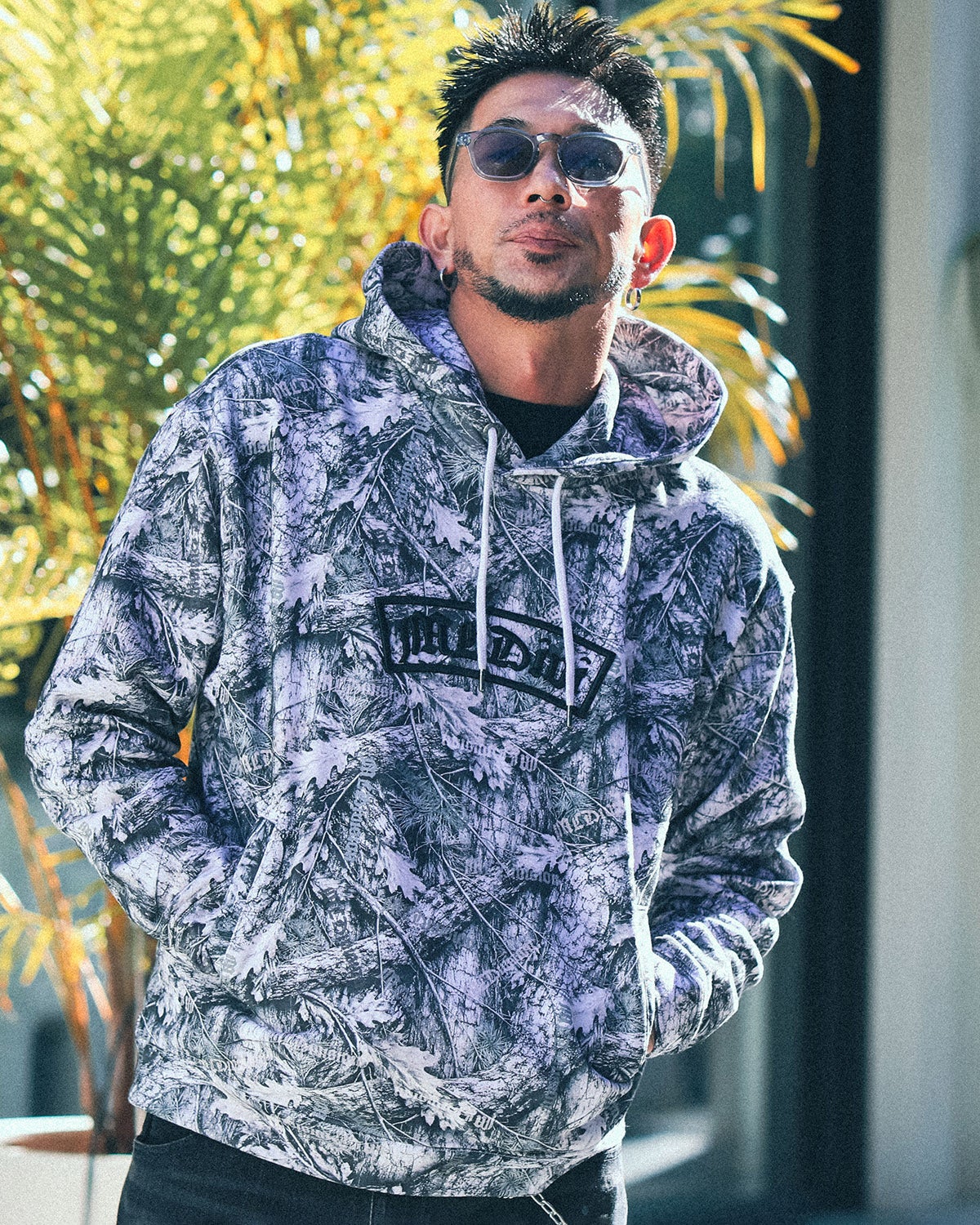 ホワイト：183cm(Lサイズ着用)